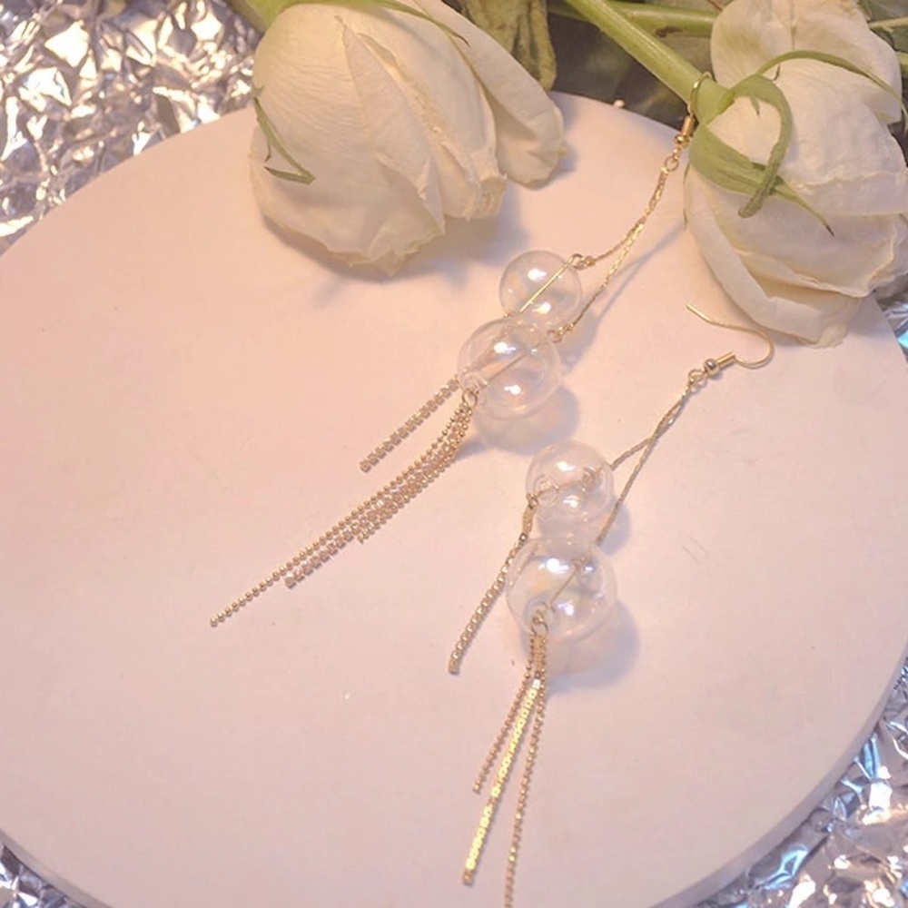 Gold dangle earrings with clear shiny glass beads - Picture 3 of 7